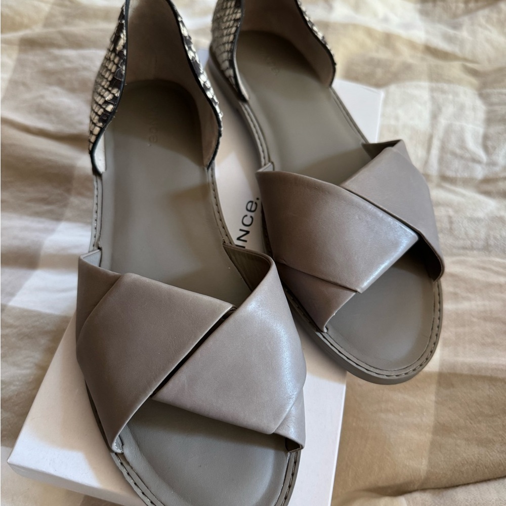 VINCE Idara leather flats